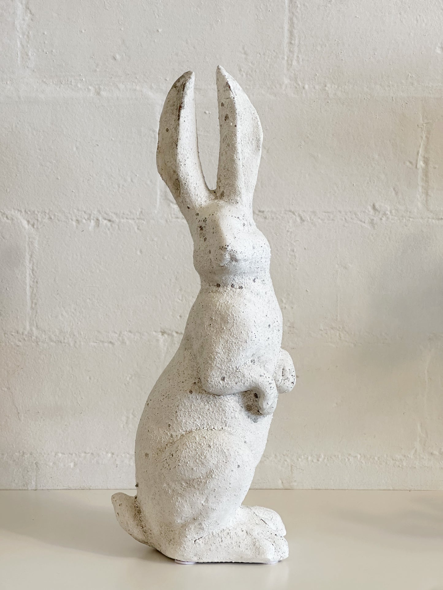 WHITE STANDING GARDEN BUNNY