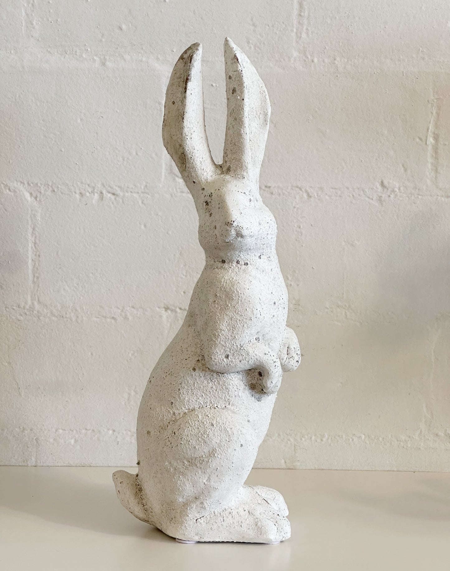 WHITE STANDING GARDEN BUNNY