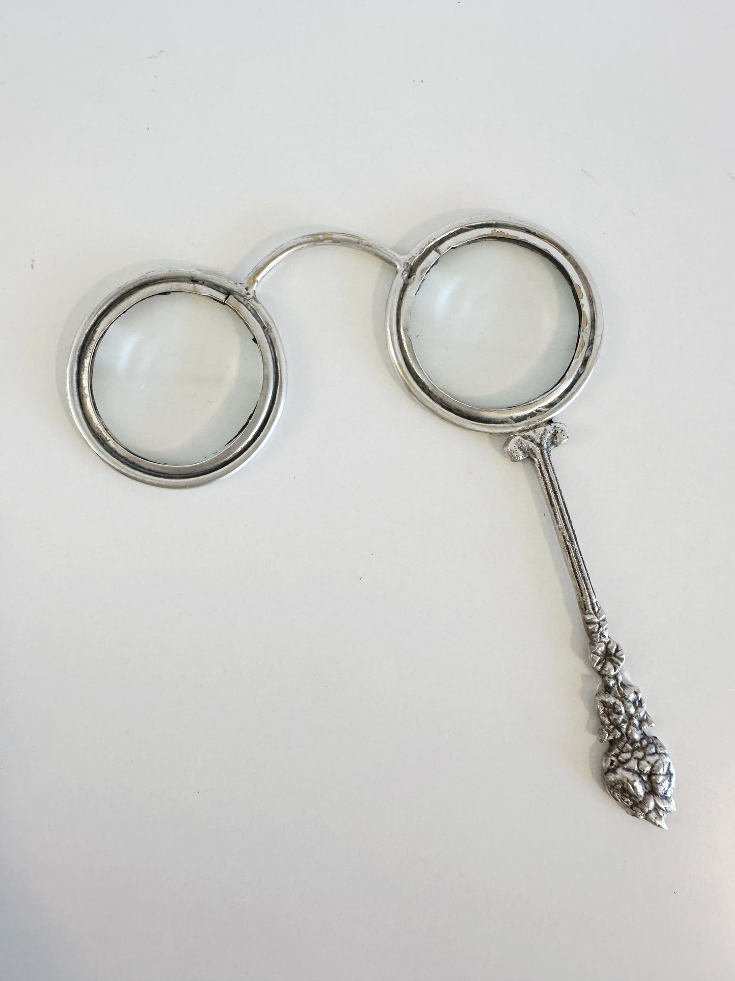 Antique Style Magnifying Lorgnette