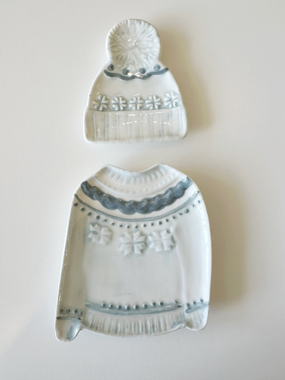 Set of 2-Sweater dish & Hat dish