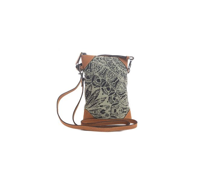 CARMELA SMALL CROSSBODY BAG