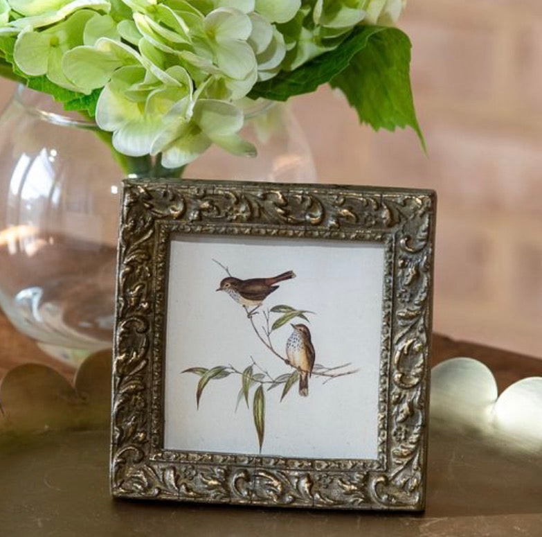 ANTIQUE GOLD PHOTO FRAME