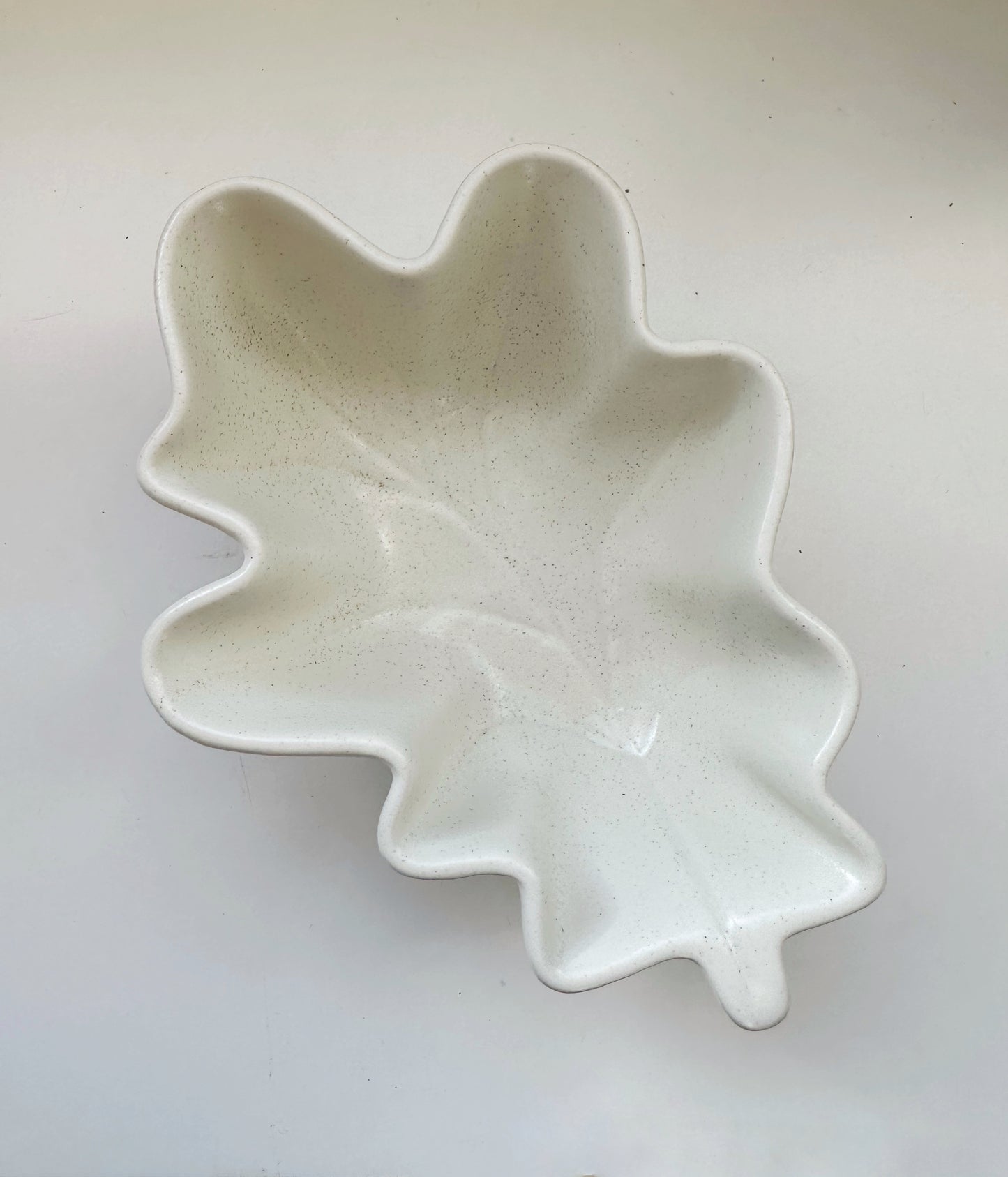Stoneware Leaf Dish