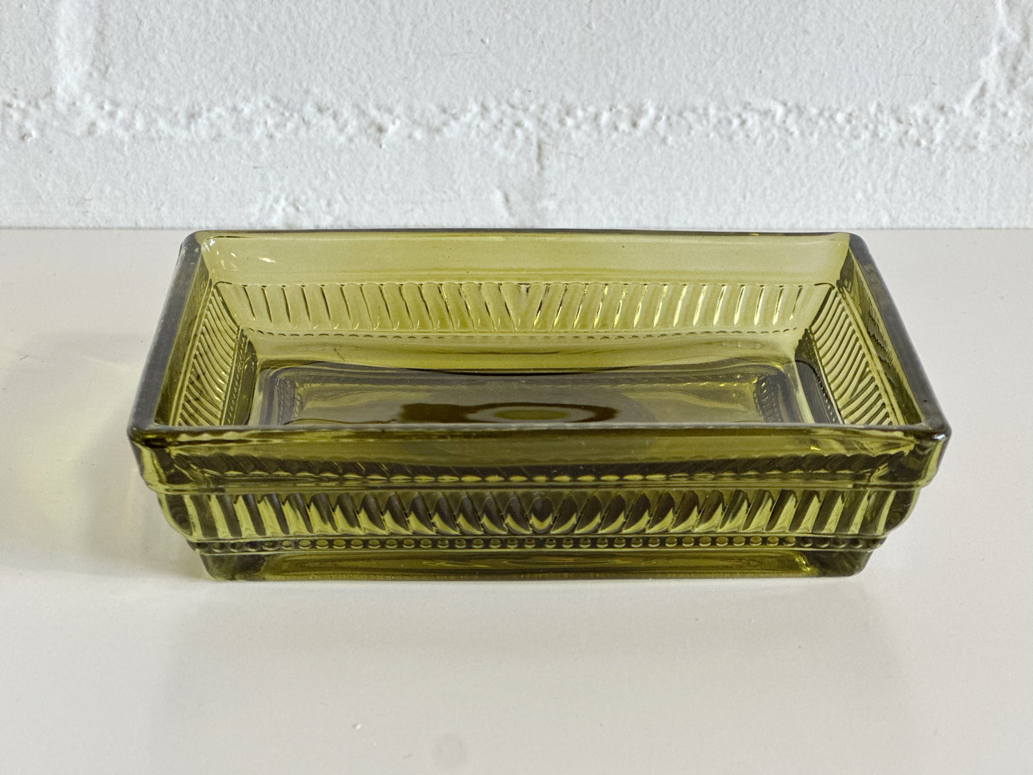 OLIVE GREEN GLASS SOAP DISH