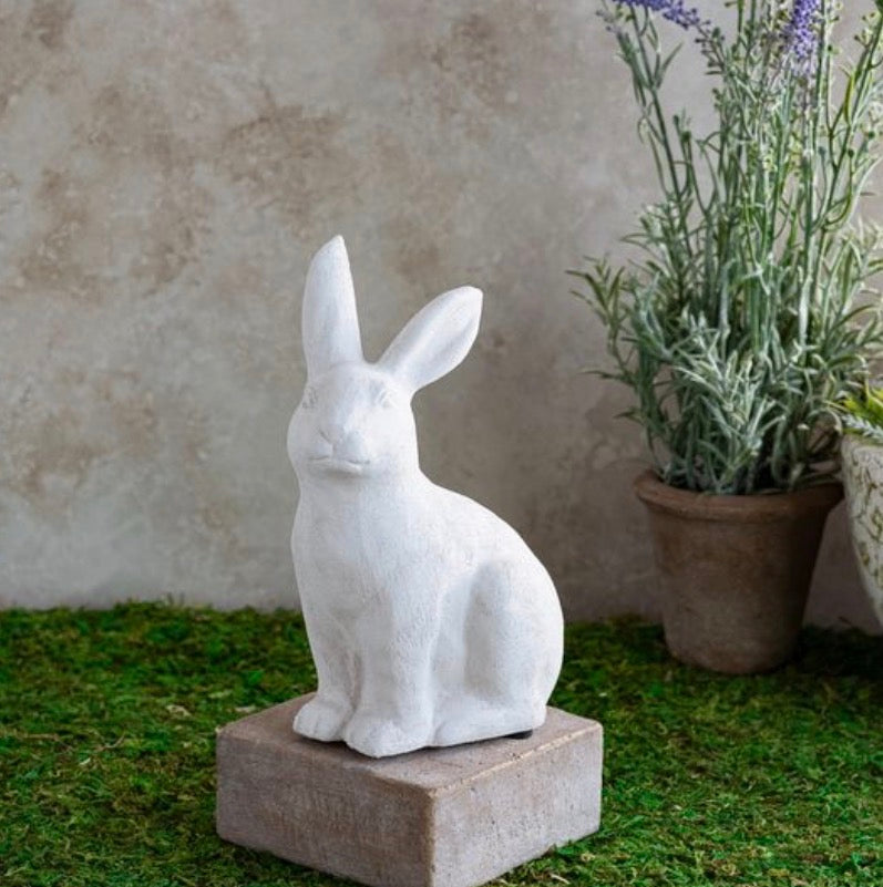 WHITE SITTING BUNNY