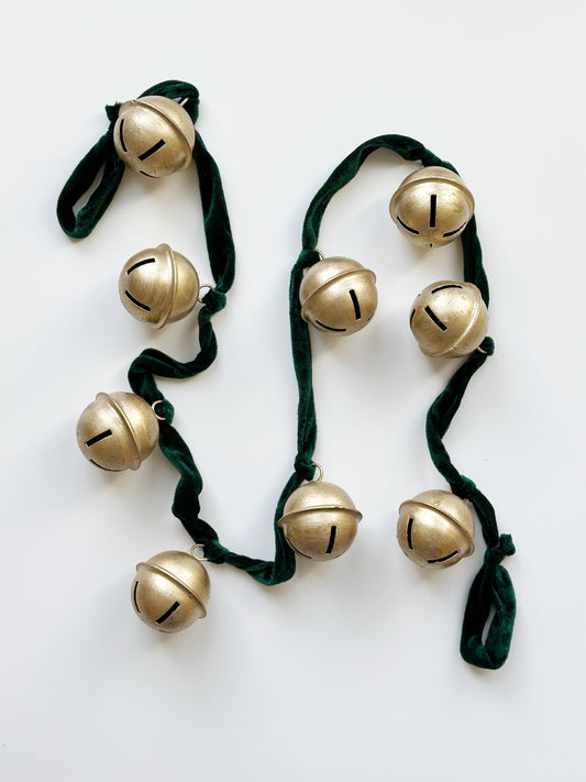 GOLD BELL WITH GREEN VELVET RIBBON GARLAND