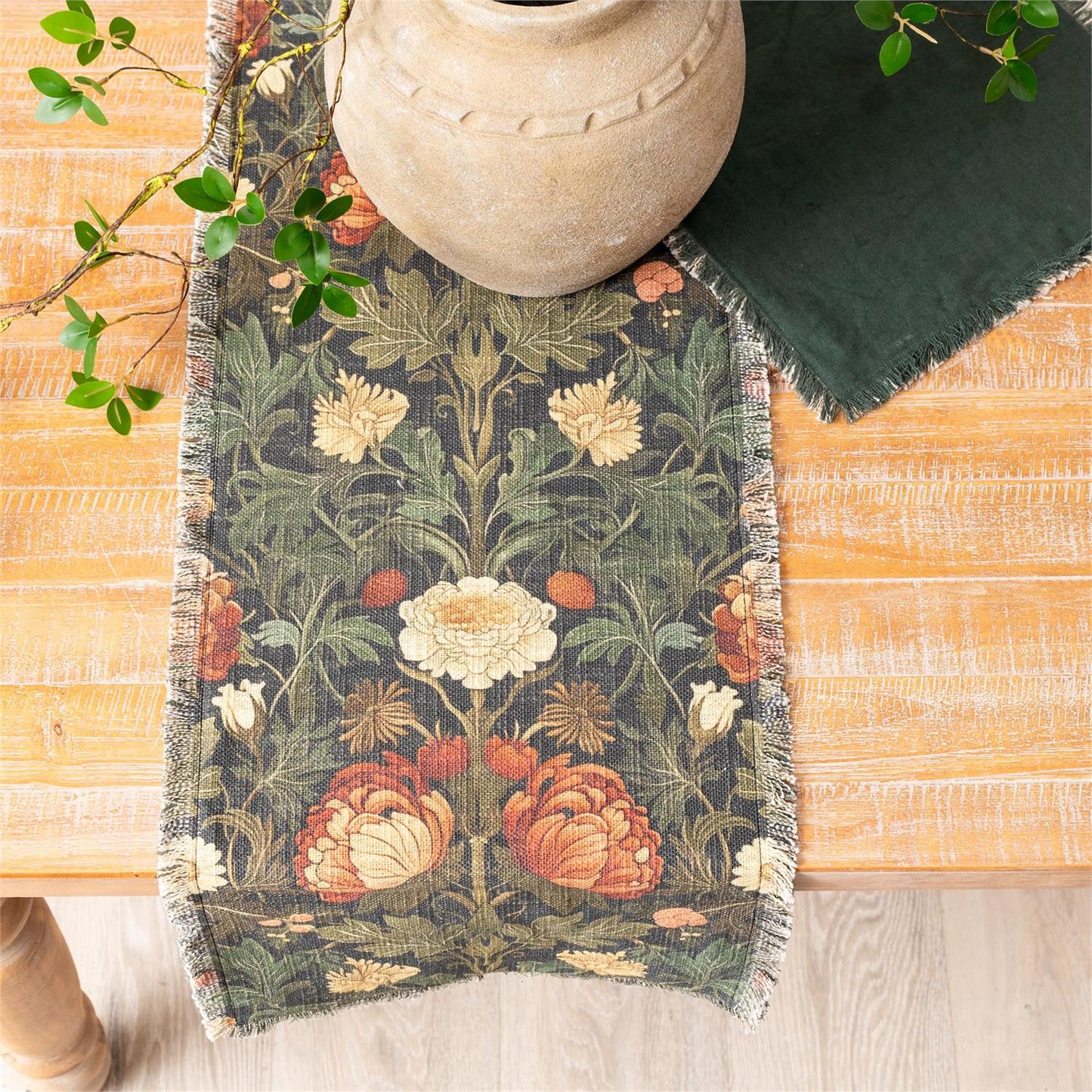 TABLE RUNNER - MOODY FLORAL