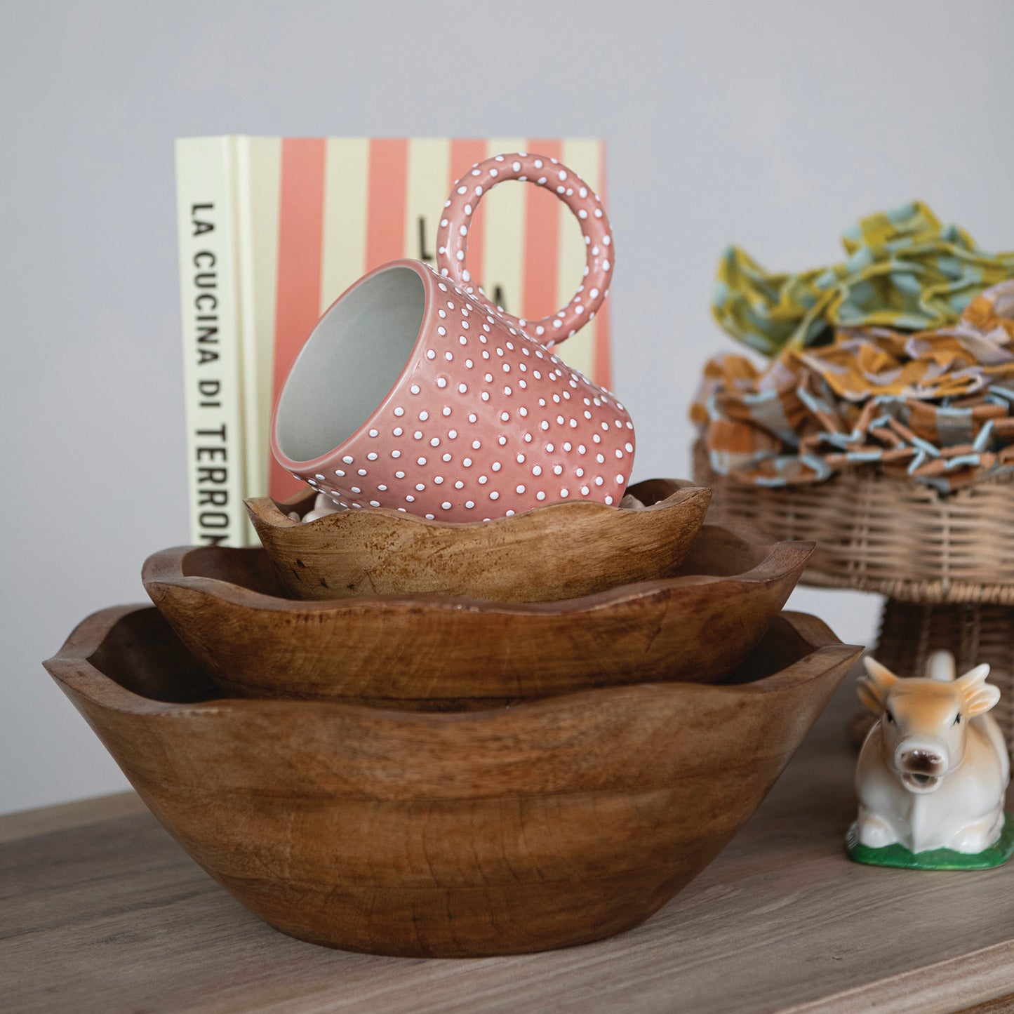 Hand-Carved Mango Wood Scalloped Bowls, Set of 3