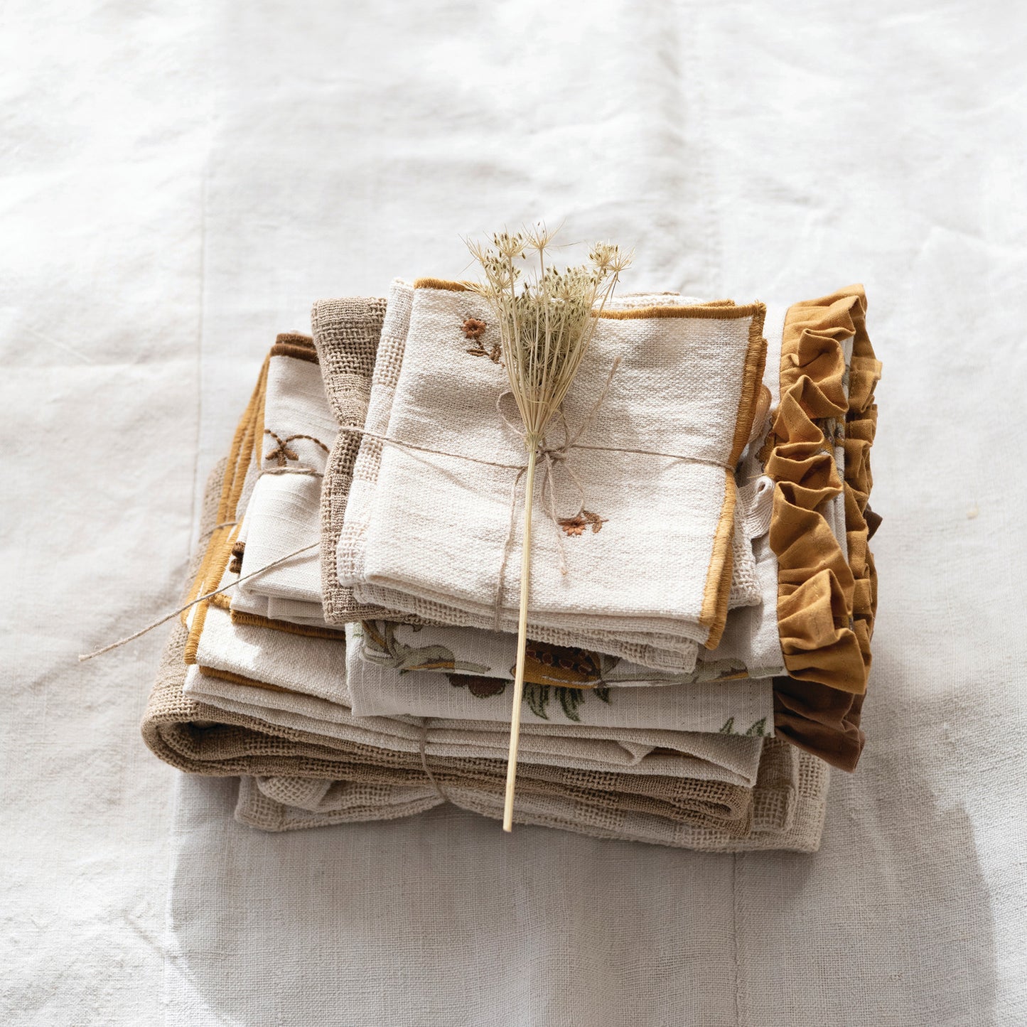 Cotton Napkins with Floral Embroidery, Set of 4 Tied with Jute