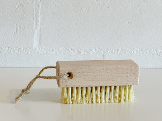 BEECH SISAL RECTANGLE BRUSH