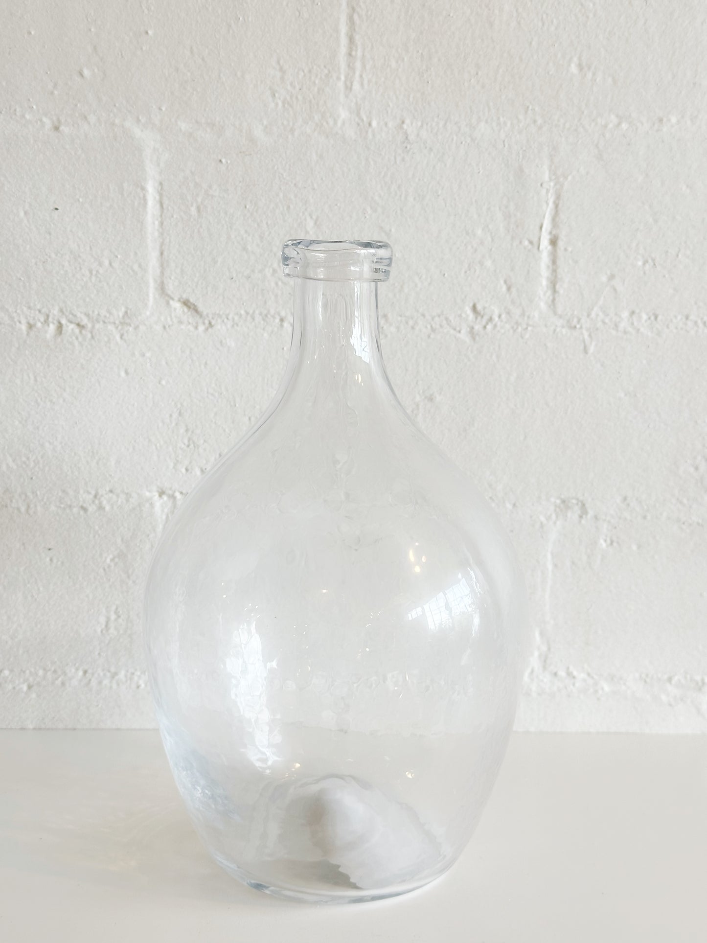 CLEAR DEMIJOHN VASE