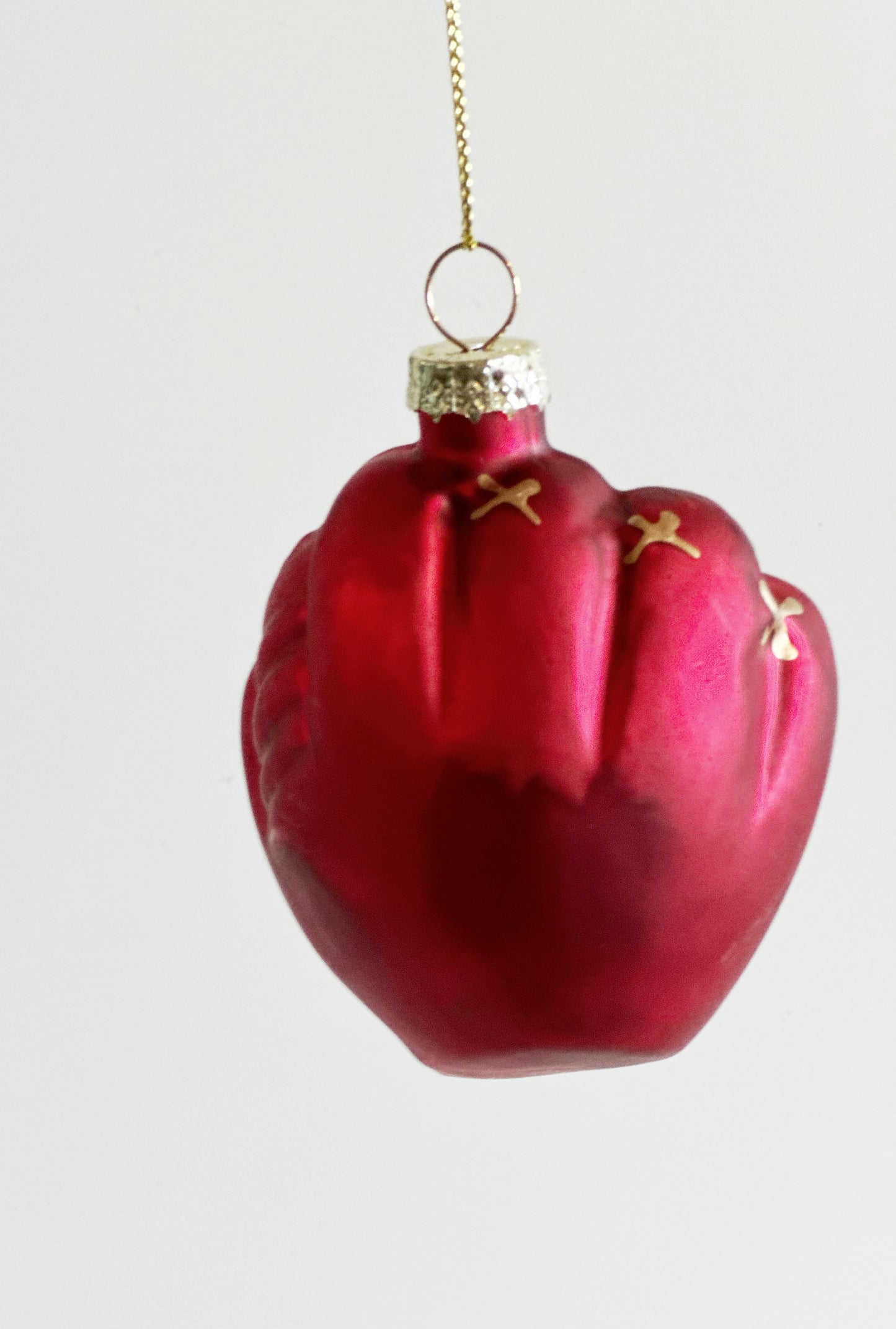 RED BASEBALL GLOVE ORNAMENT