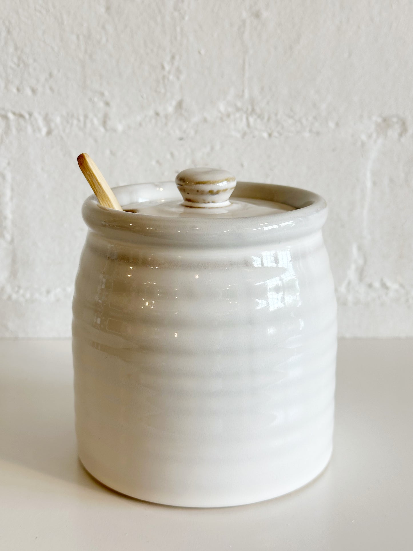 WHITE CERAMIC CANISTER