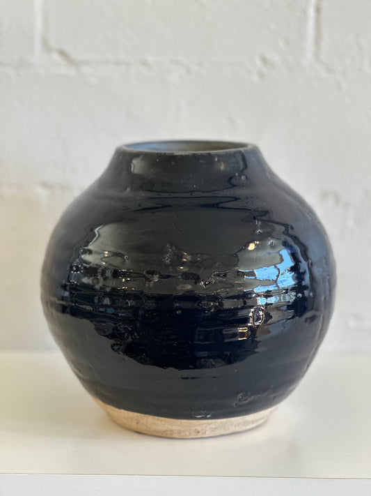 DEEP BLUE ROUND VASE