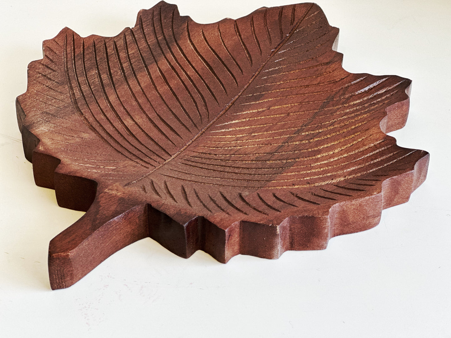 Wood Carved Leaf Tray