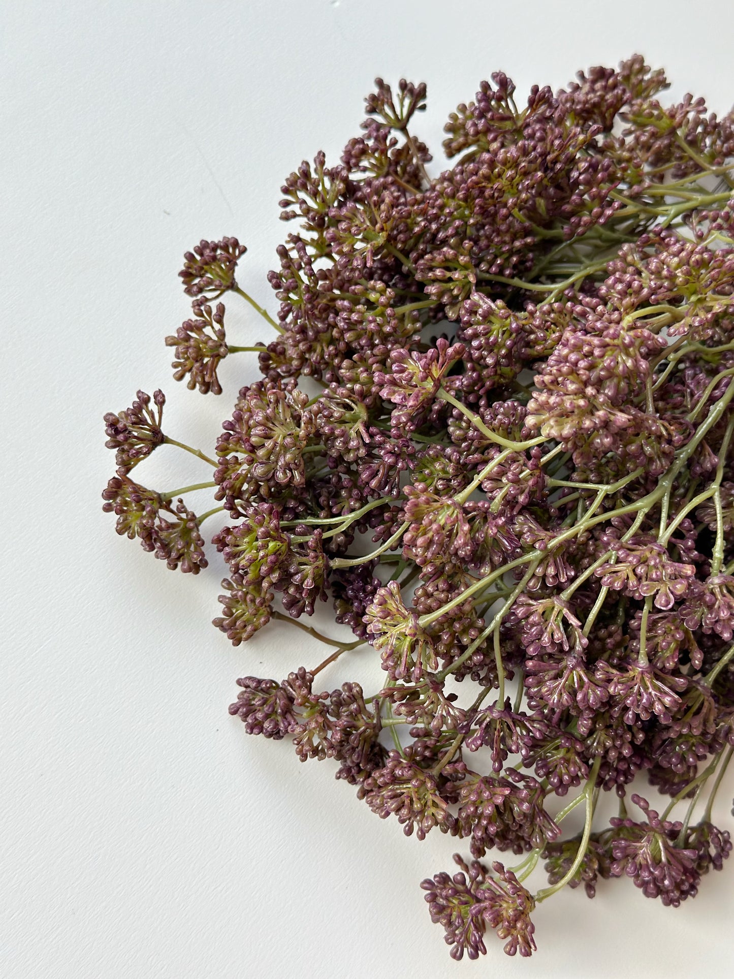 SOFT PLUM SEDUM SPRAY