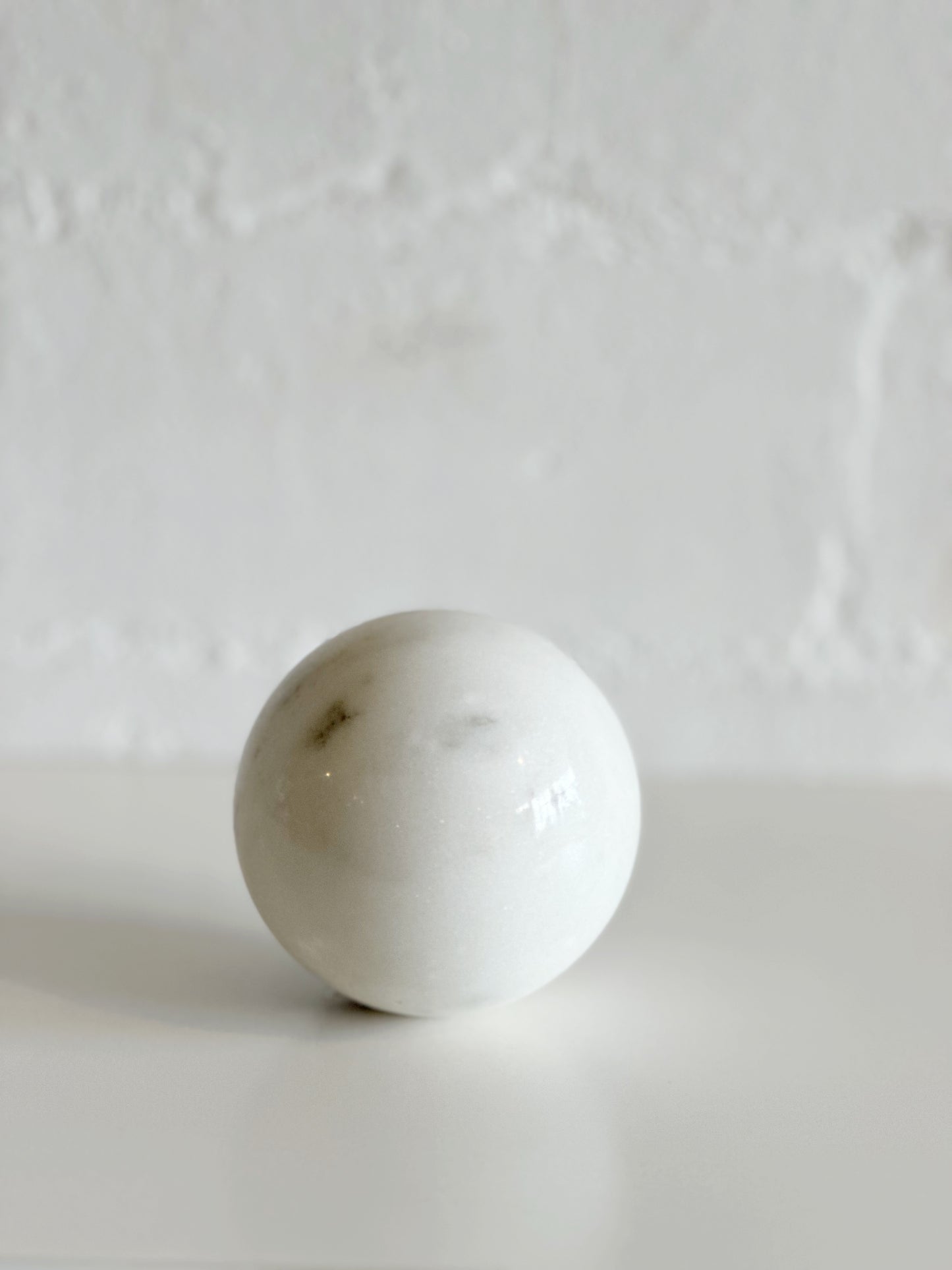 White Marble Ball Decor