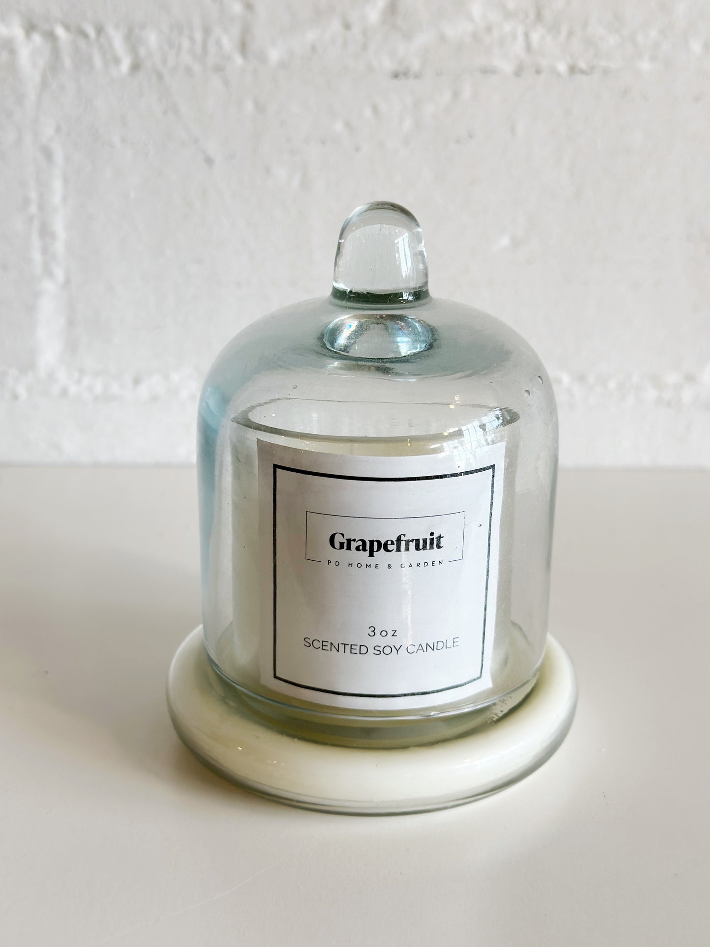 GRAPEFRUIT CLOCHE CANDLE