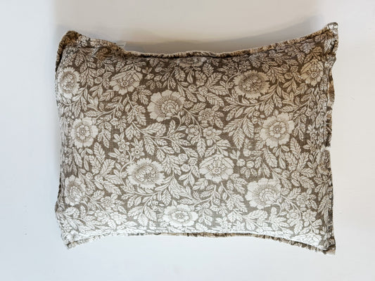 BEIGE FLORAL & LEAF PILLOW