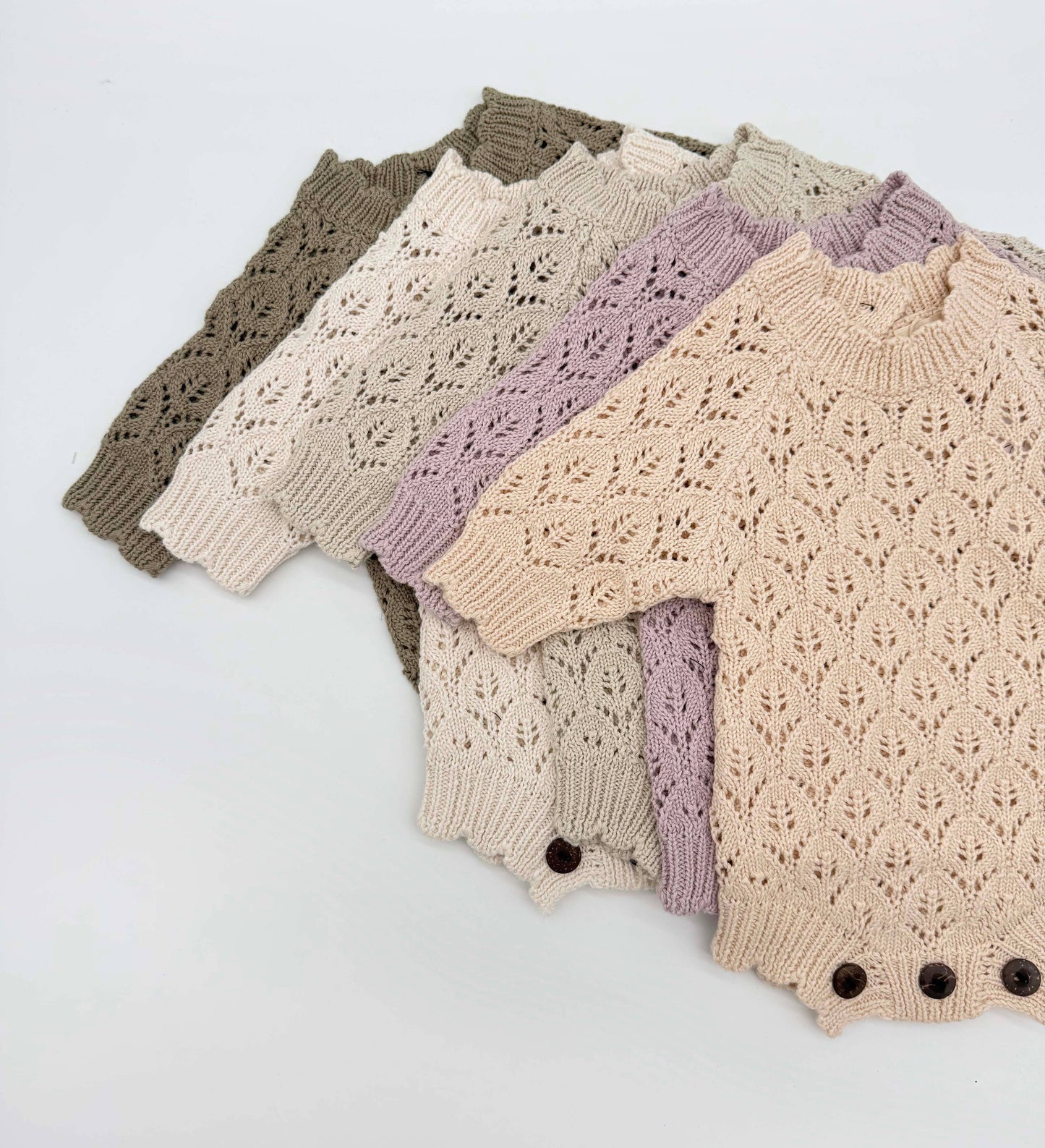 Willow Lacy Romper: 3pc set (romper +booties + bow) / Newborn (NB)