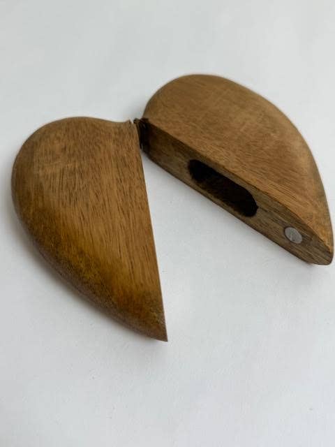 Wooden Heart Shape Magnet Ring Box  5"