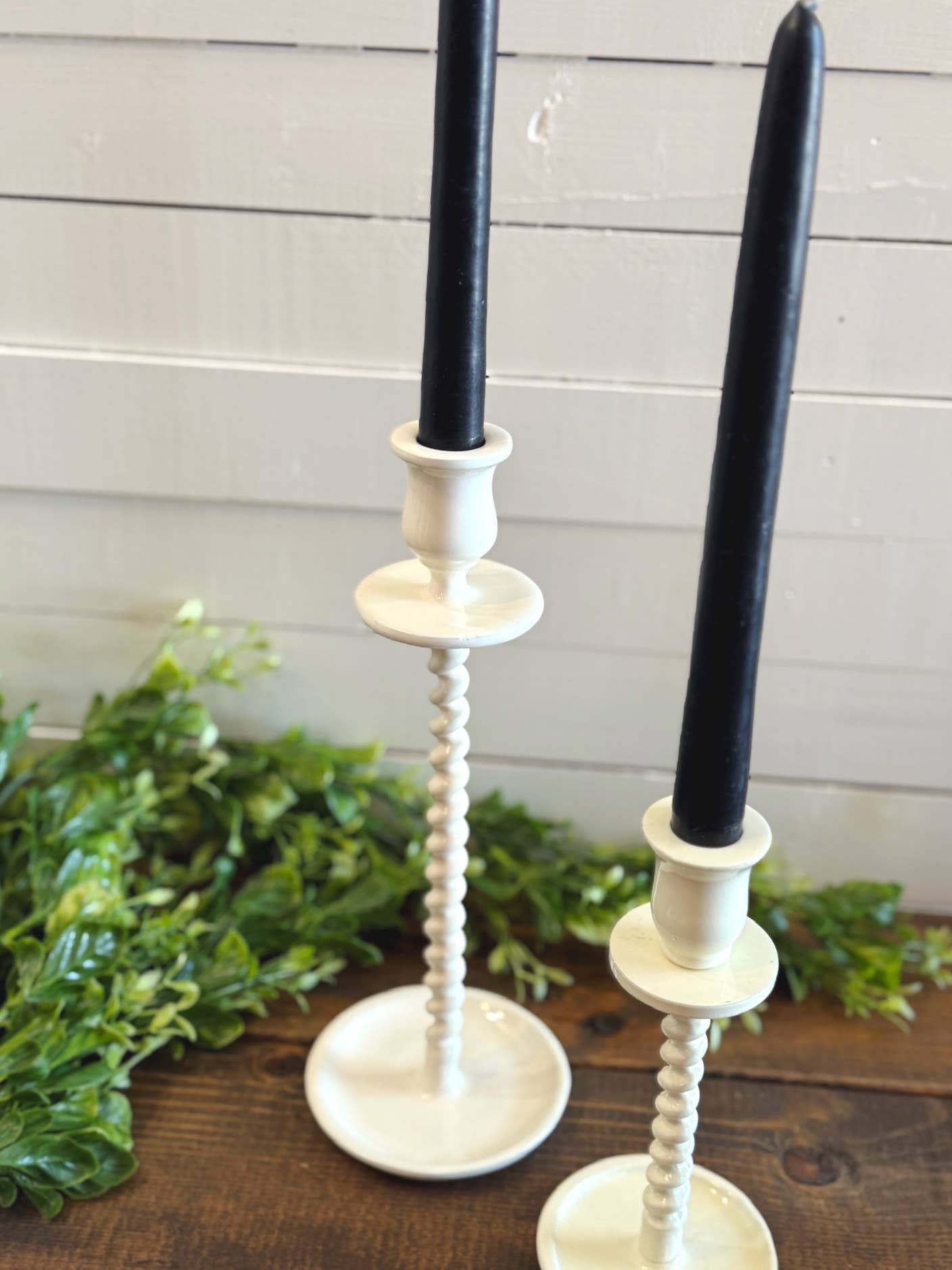 Corkscrew Taper Holder Off-White Large