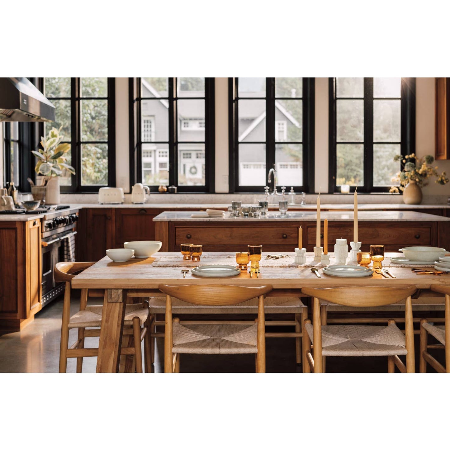 Ravel Table Runner - Ivory