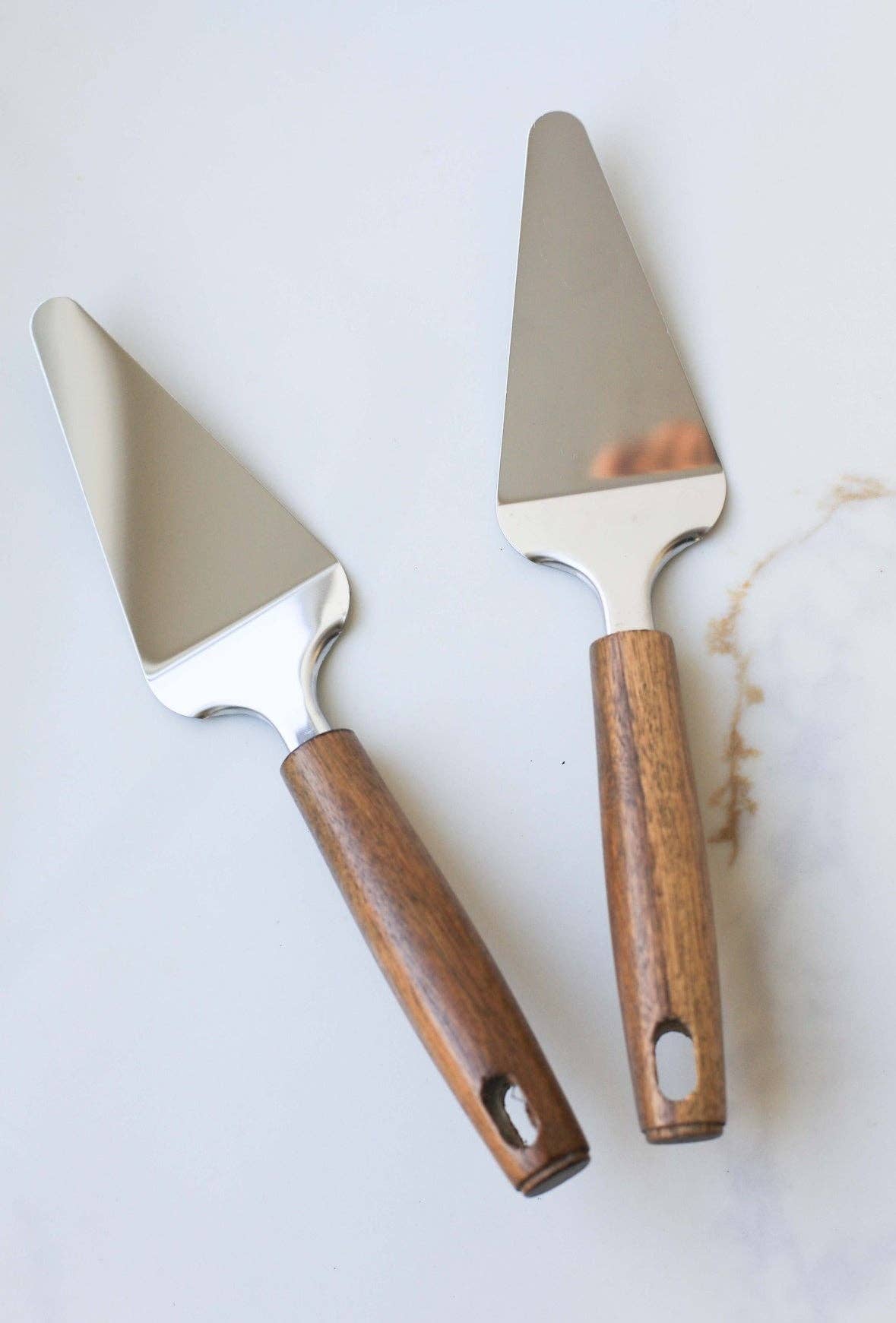 Lightweight Acacia Wood Handle Pizza Server