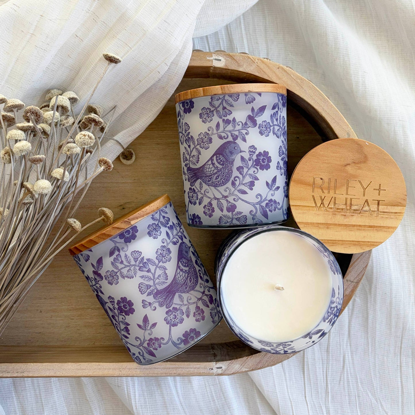 Hearthside Bluebird Candle : Dahlia Scent