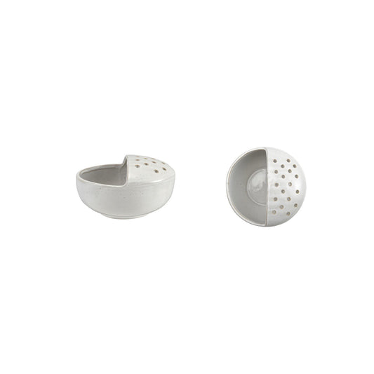 6-3/4" Round x 4"H Stoneware Strainer Bowl, White (Each One Will Vary)