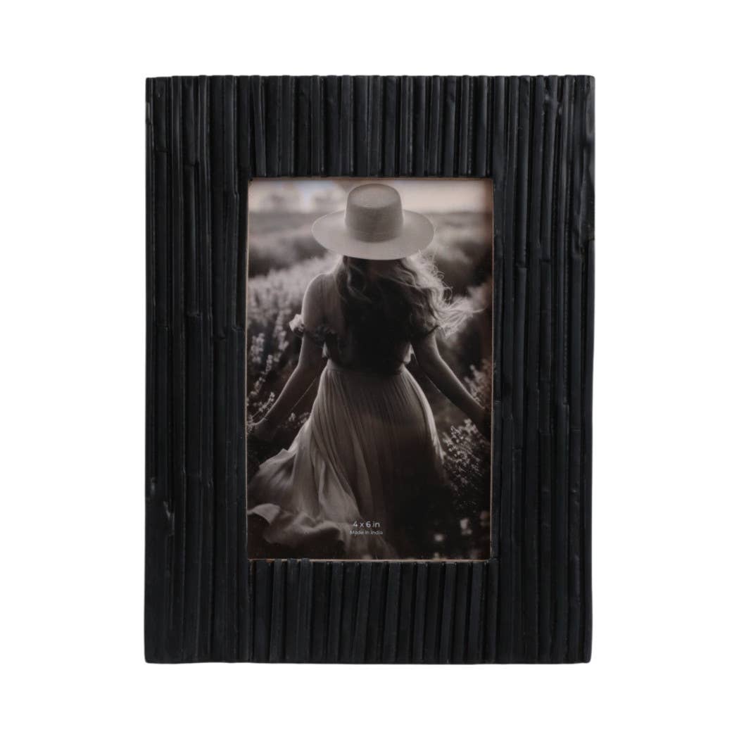 Wooden Resin Jagged Photo Frame Decor - Black, 4x6 in.