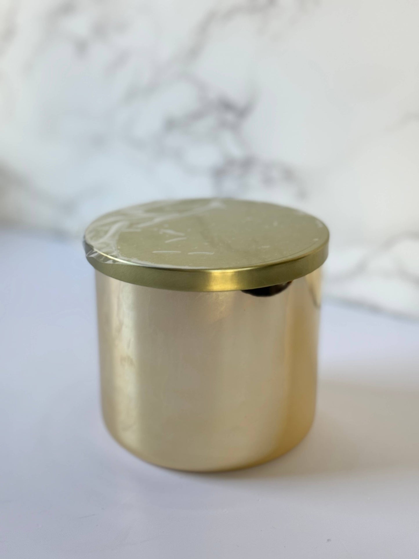 18 oz  Soy Candle Gold Vessel - Grapefruit + Mint
