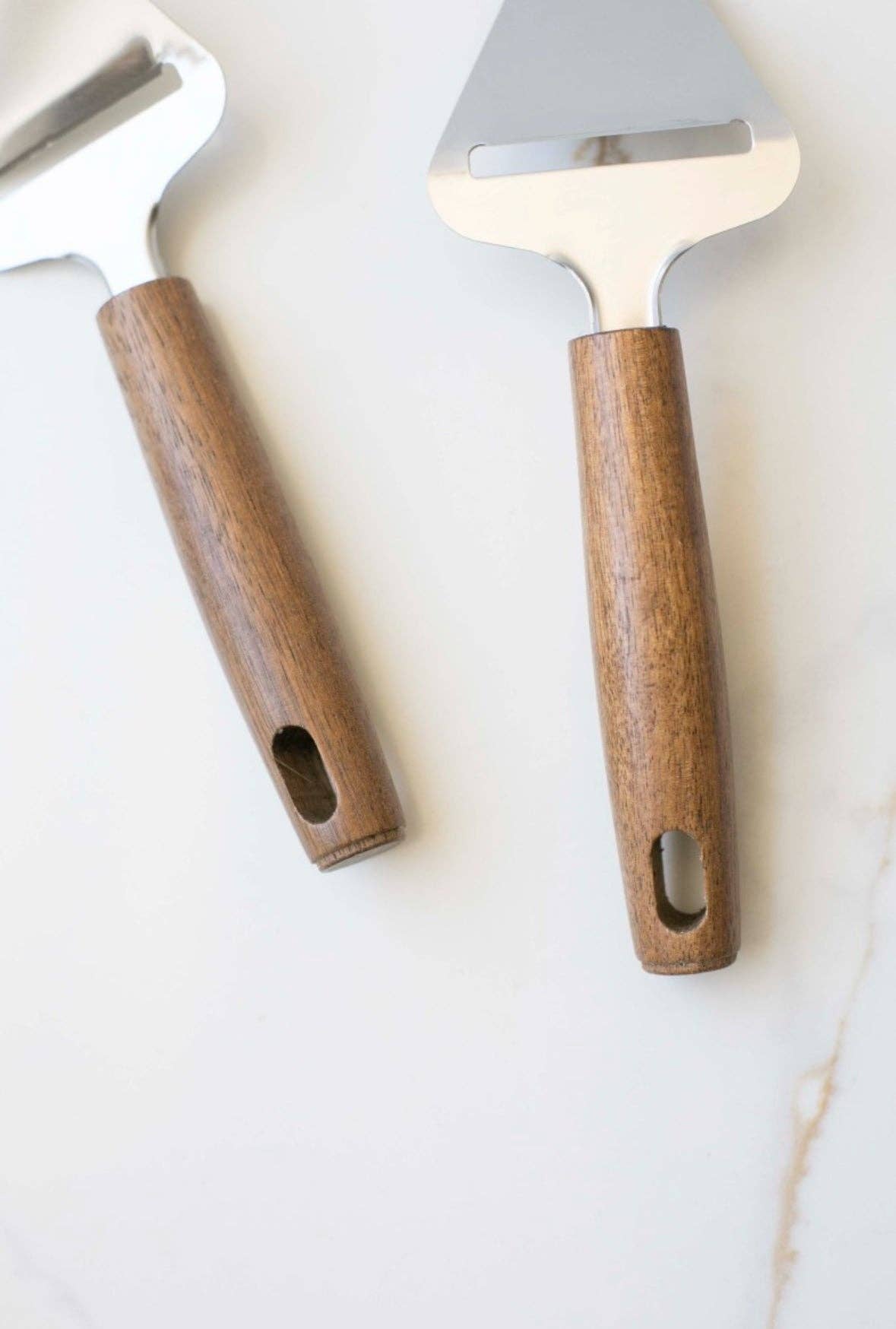 Lightweight Acacia Wood Handle Cheese Plane