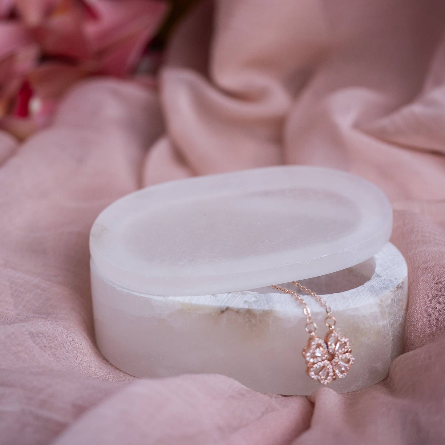 White Alabaster Oval Display Box