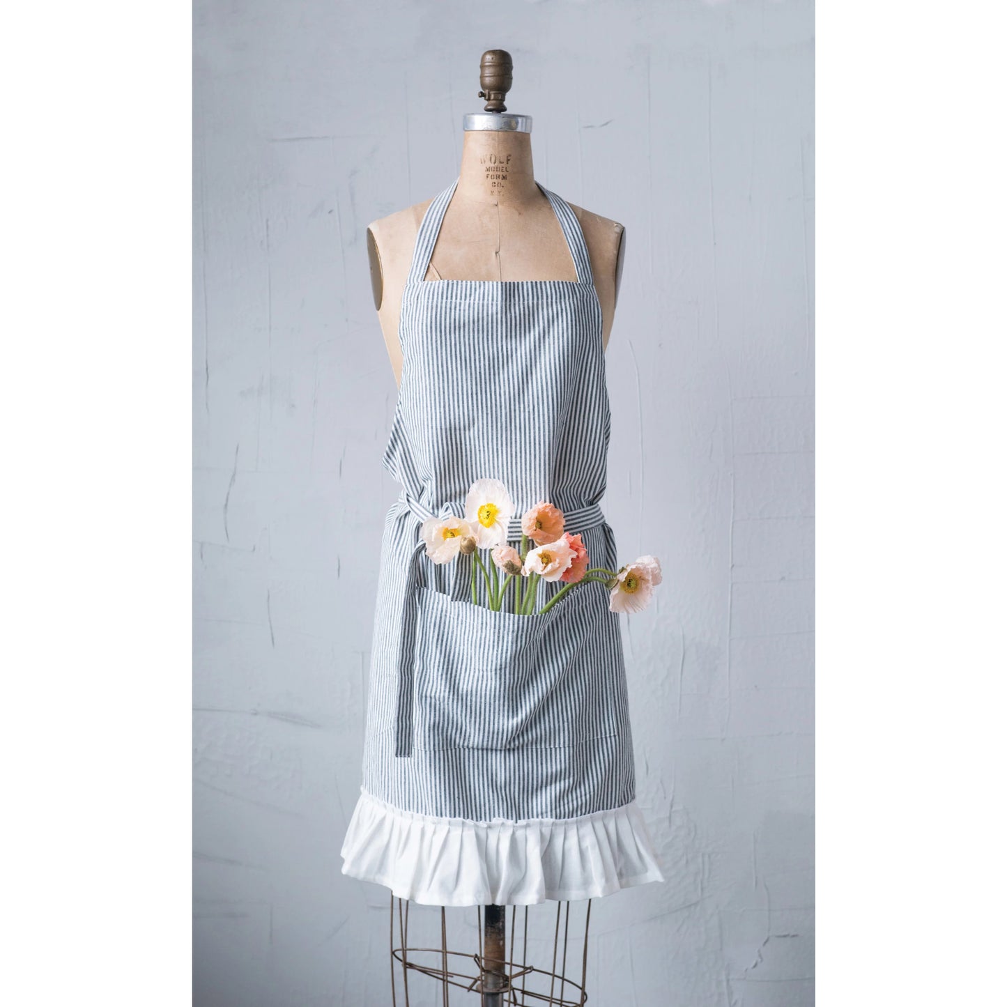 Woven Cotton Apron with Pocket and Ruffle