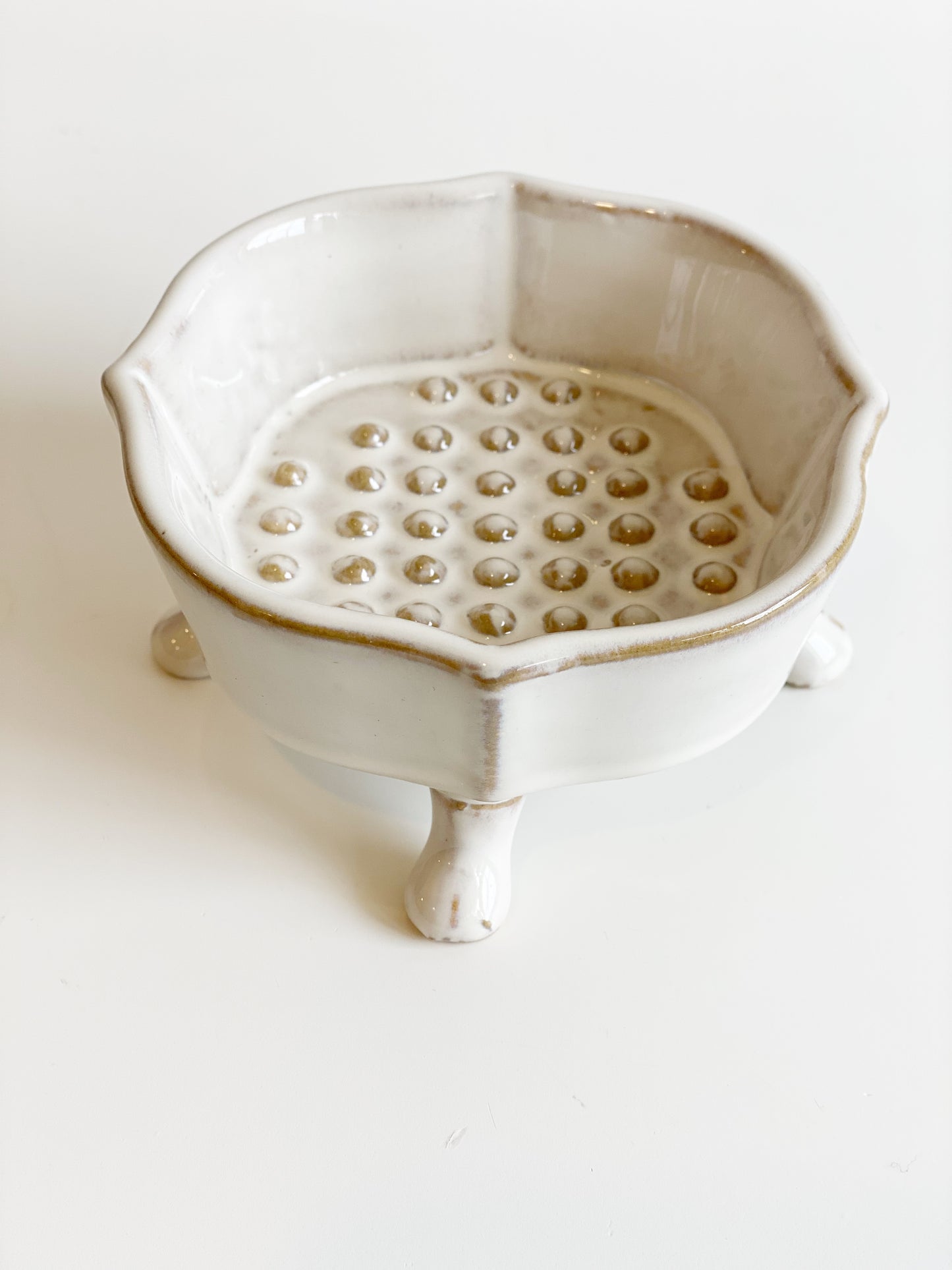 Ceramic Footed Soap Dish