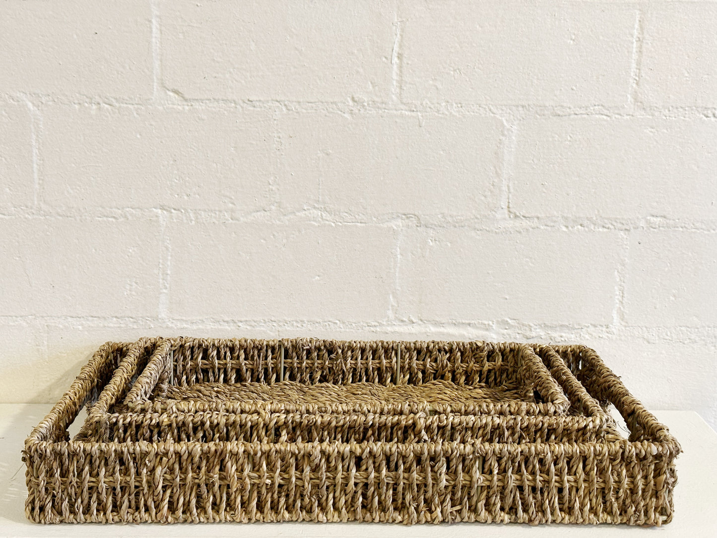 SEAGRASS BASKET TRAY