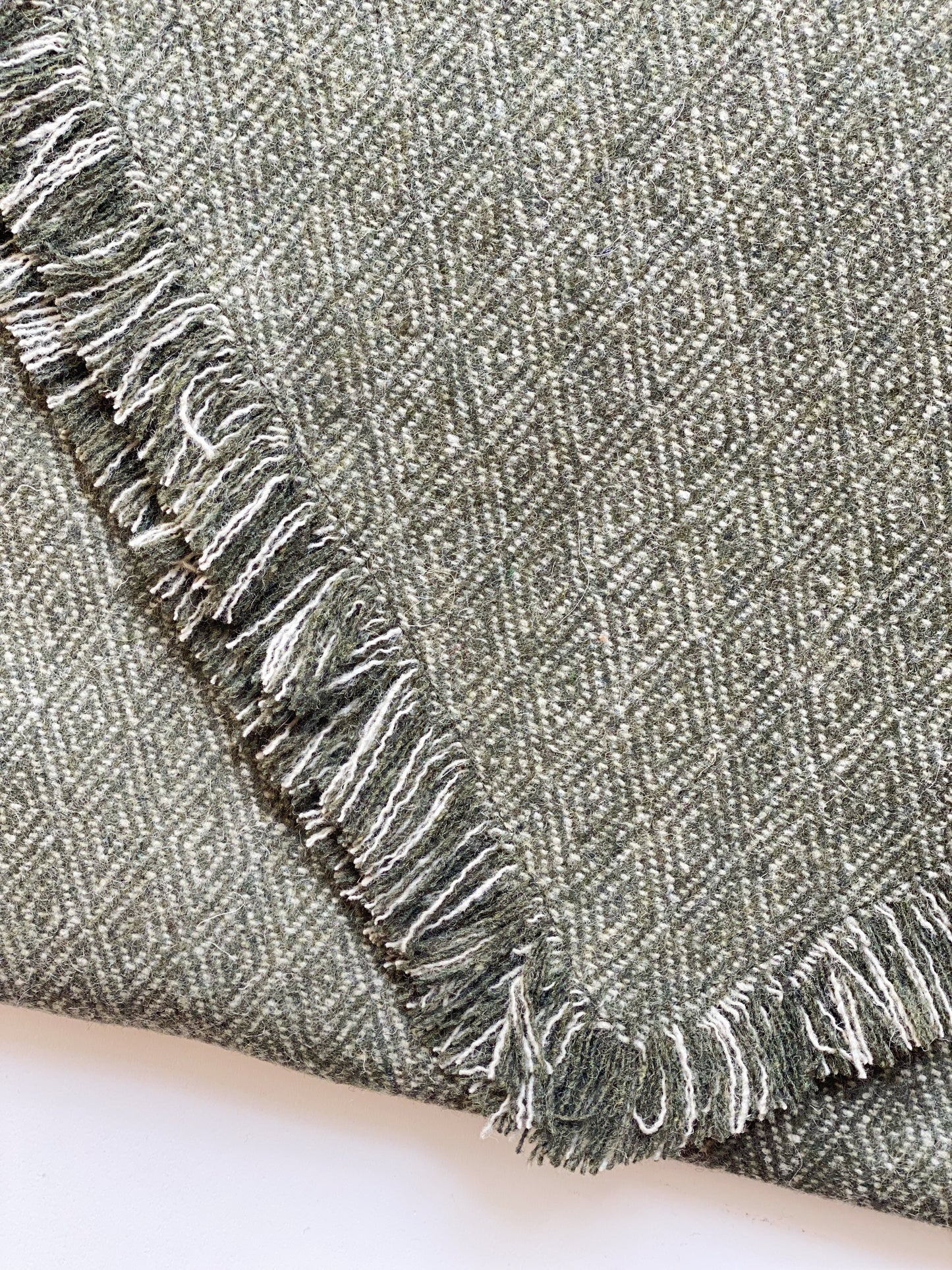Green & Tan Diamond Pattern Wool Table Runner